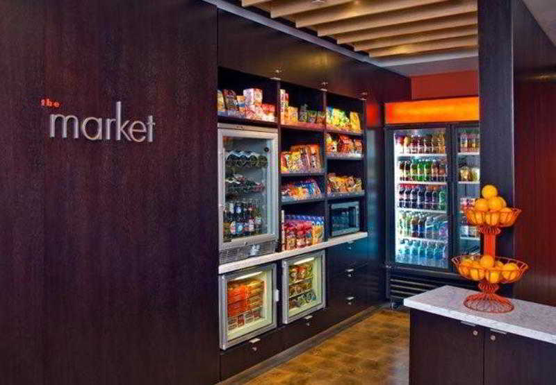 Courtyard By Marriott Fair Oaks Hotel